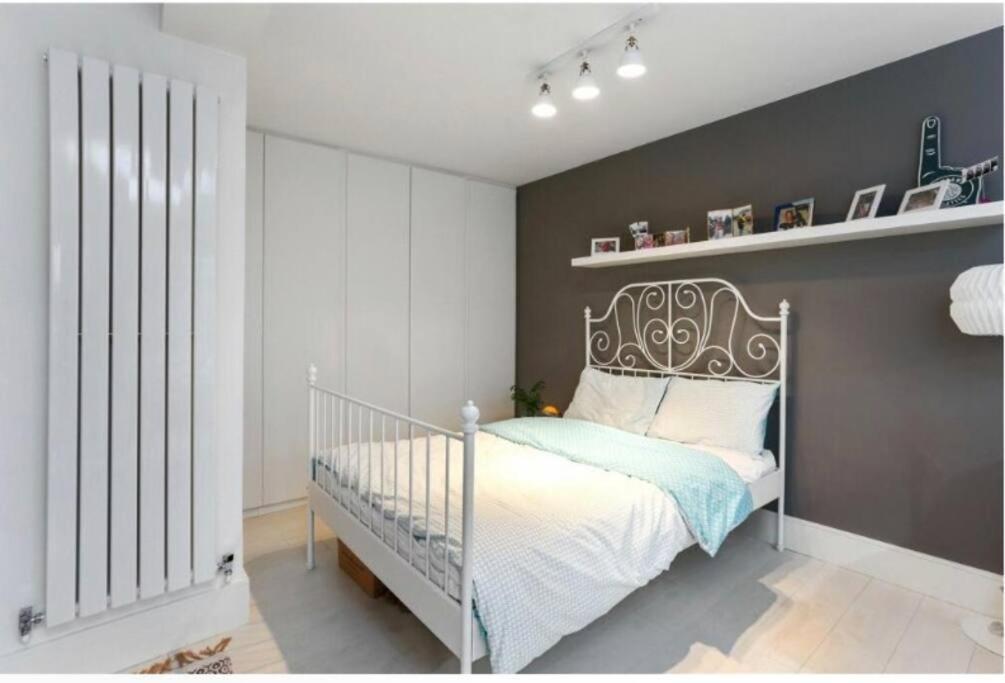 Chetwynd Paradise Apartamento